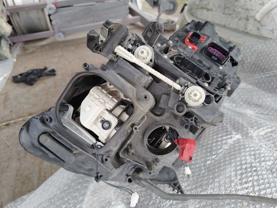 Преден ляв фар  Audi A6 4G C7 Facelift 2015-2018г Led Matrix