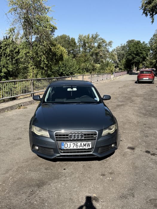 Vând Audi A4 2011