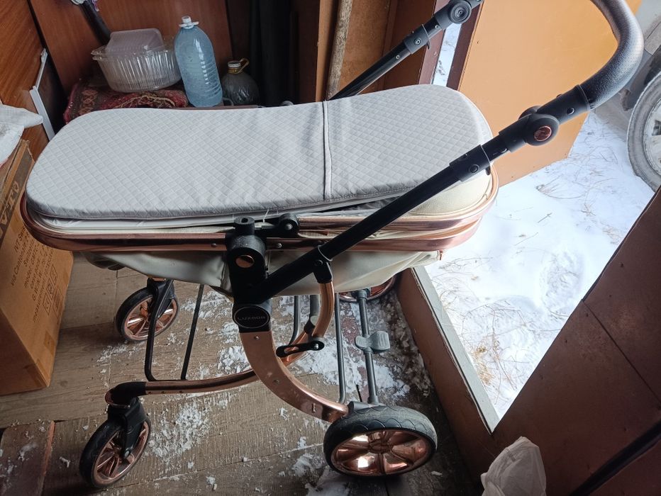 Продам коляску бу