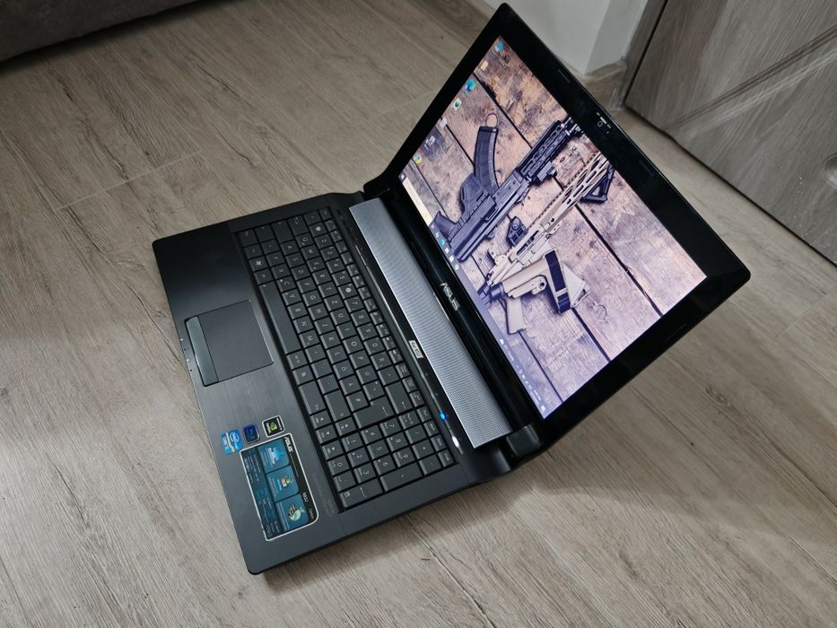 Laptop Asus N53J i5