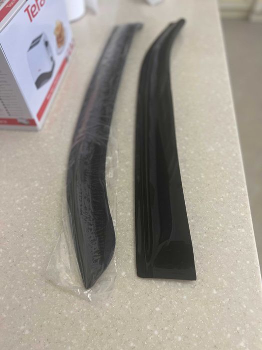Ветровики черные от Toyota Camry новые Taiwan. жел қаққыш қарасы