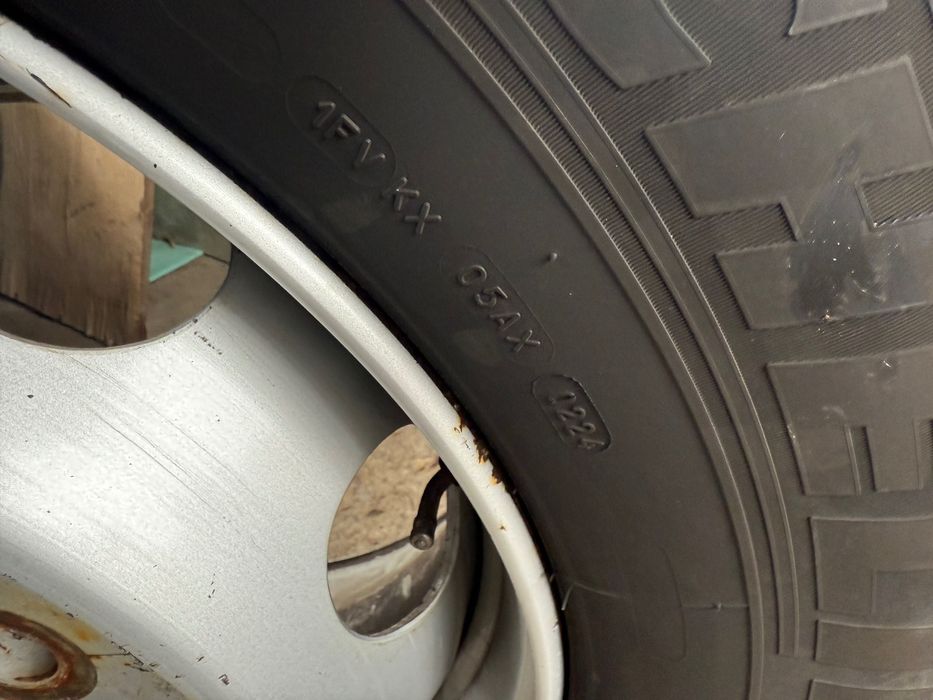 315 60 22.5 Michelin