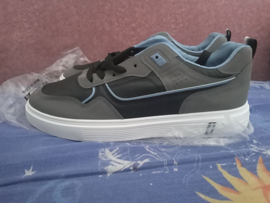 Новые кроссовки 47 размер