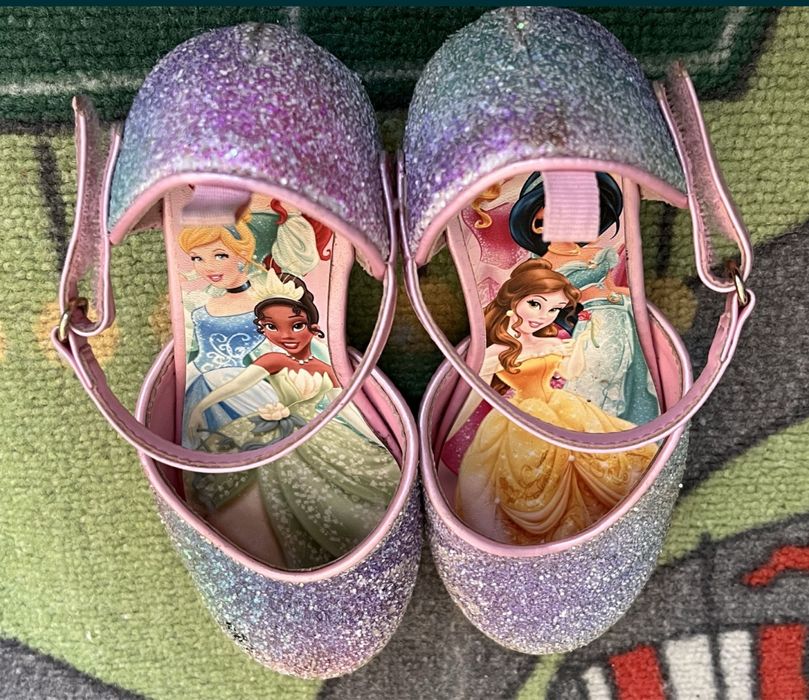 Pantofi stralucitori H&M 30/ lot haine