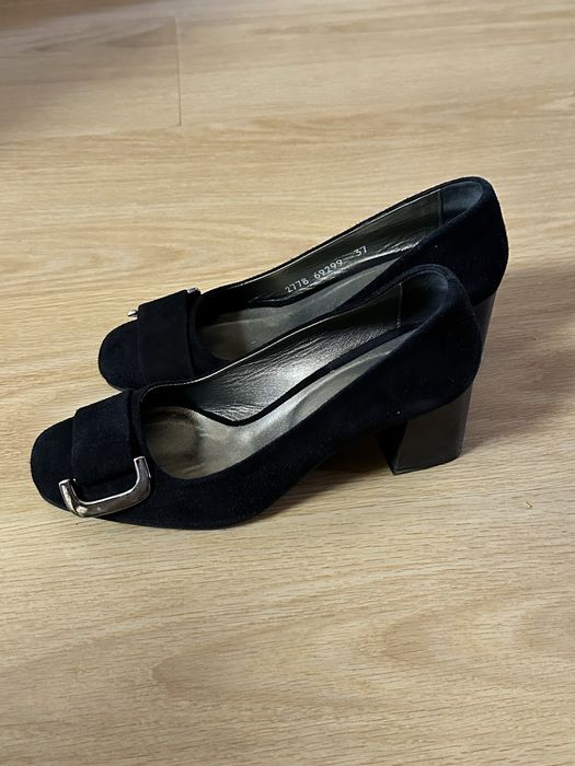 Продам женские туфли