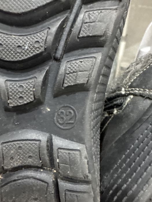 Продам детские сапоги