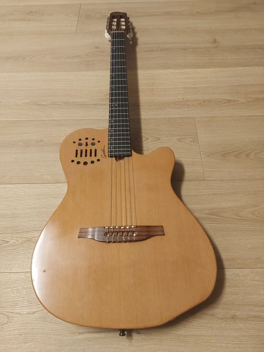 Godin ACS Nylon SA Cedar 2014г.