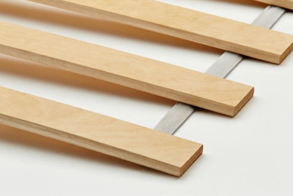 Кровать спальняя