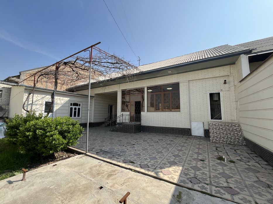 фрунза массив саёхат орқасида 7.5 сотихли ховли уй сотилади