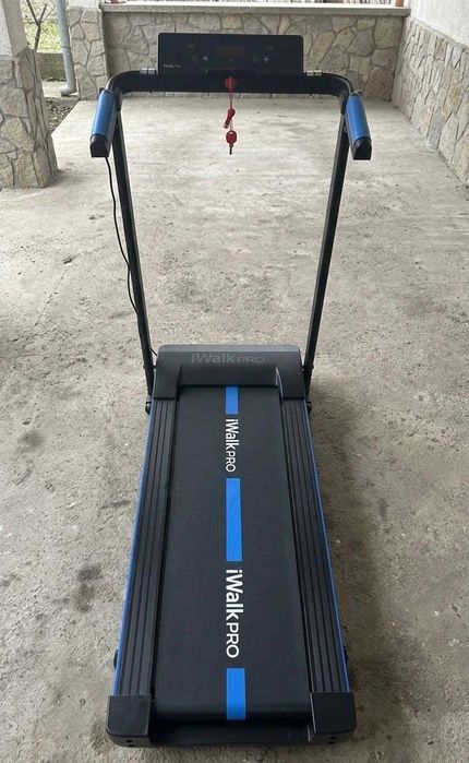 Продавам Електрическа бягаща пътека iWalk Pro – В отлично състояние.