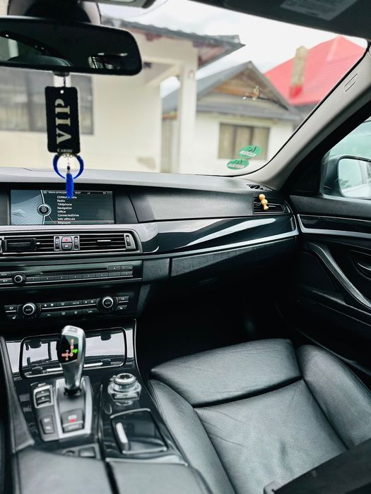 BMW 5 Series 2011 — imagine 2