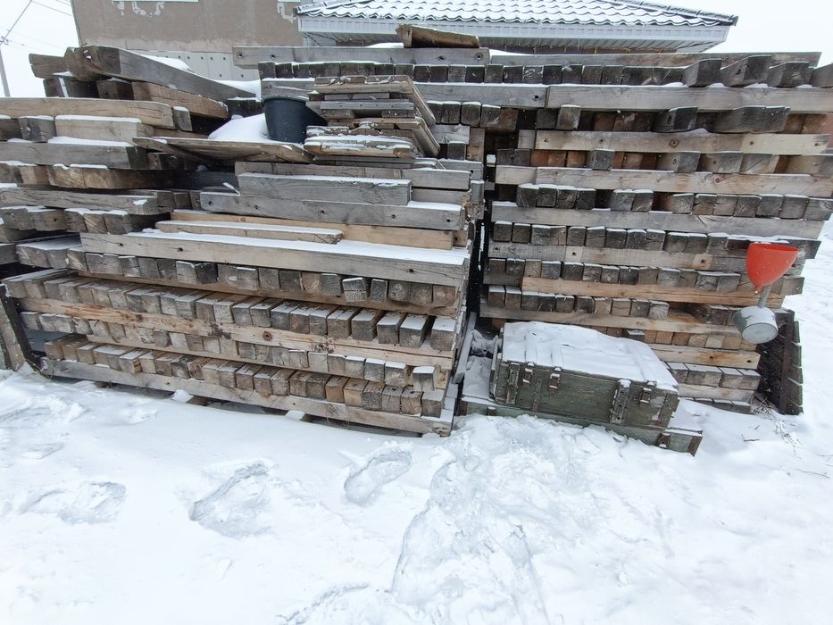 Брус строительный. Рассрочка