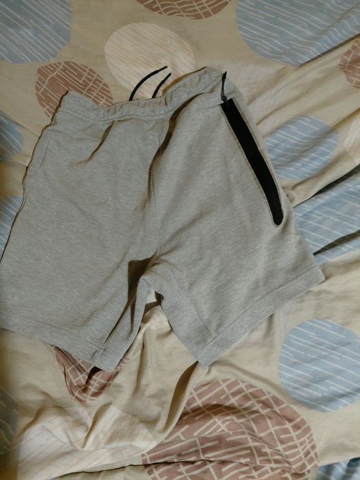 Nike tech fleece къси гащи
