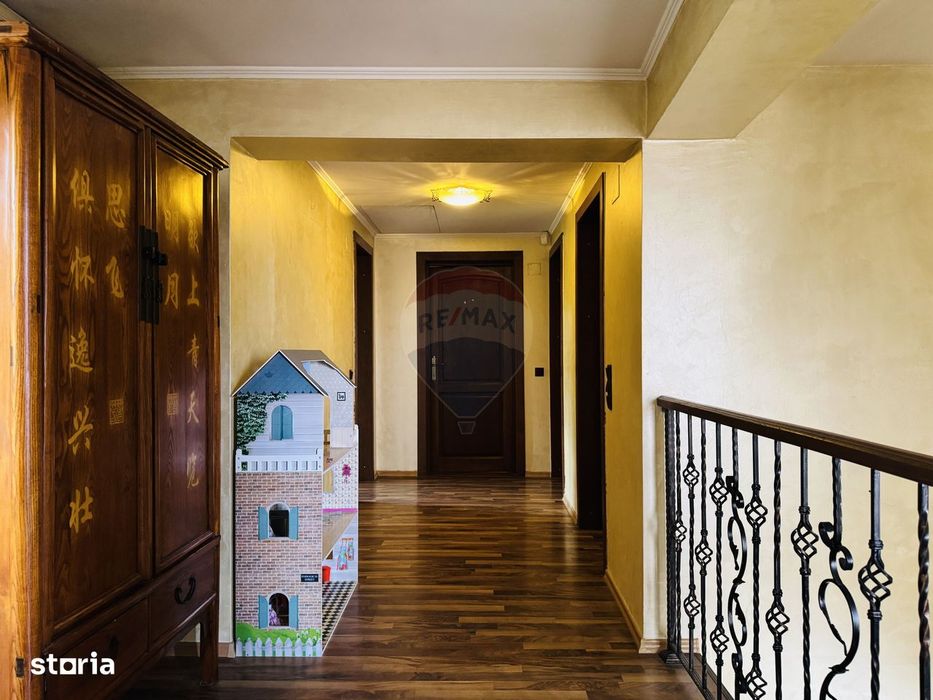 Casă de închiriat | 4 camere | Teren 530 mp | Otopeni