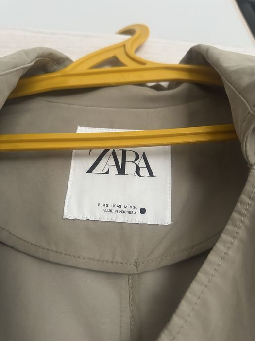 Продам плащ от ZARA
