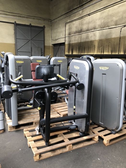 Depozit aparate fitness technogym