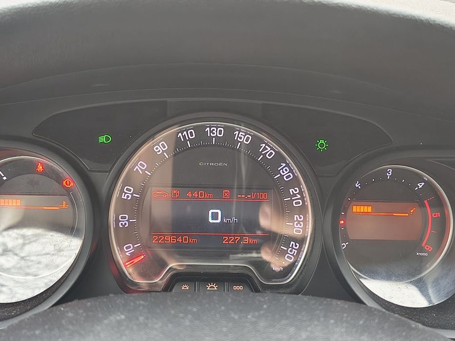 CITROËN C5 2010 — imagine 5