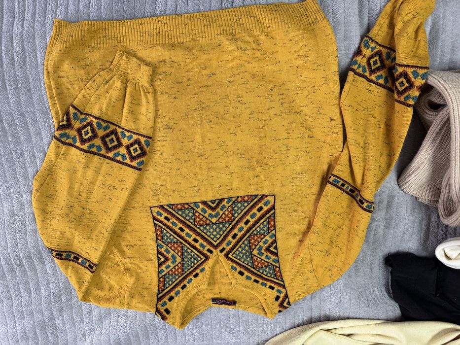 Отдам даром женская одежда