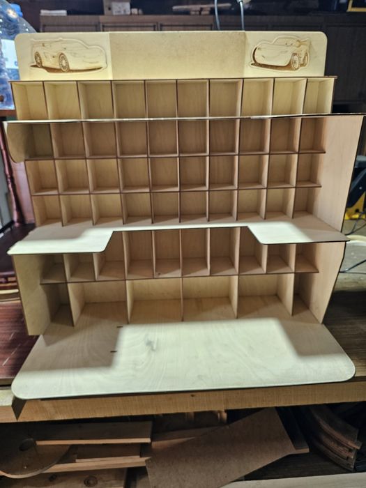 Продаю настольную полку