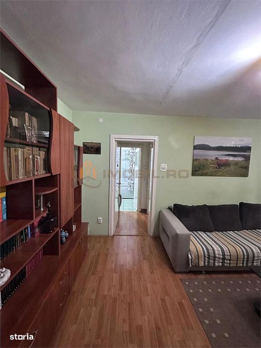 Apartament 3 camere Podu Ros
