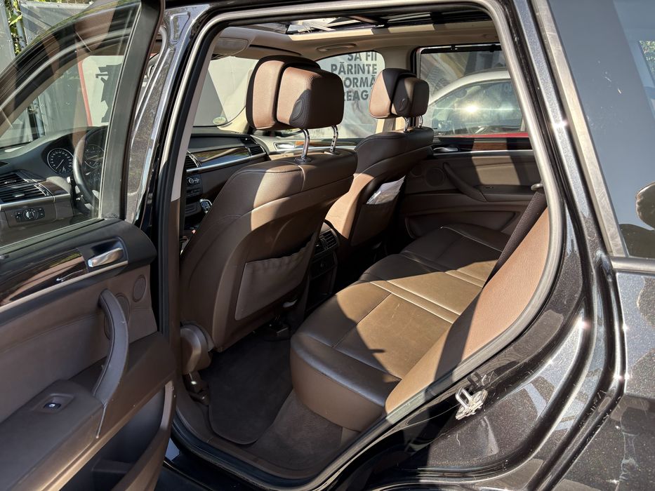 BMW X5 2010 facelift 3.0d 245cp 8500 euro