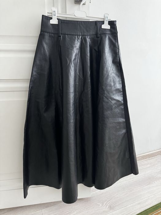 Класические брюки и юбки