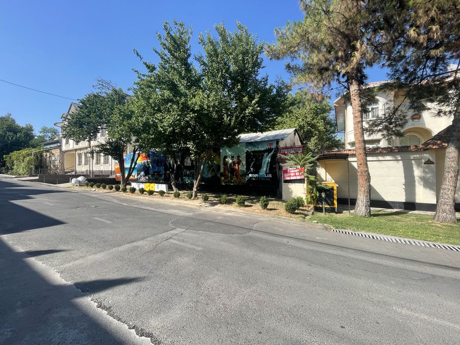 Yakkasaroy tumani yer sotiladi !