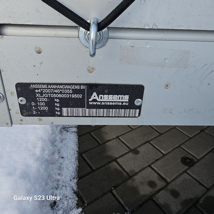 Vand remorca calitate germana