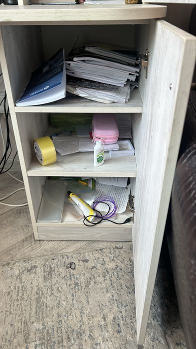 стол/парта ученика + комод