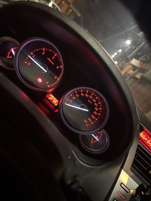 Dezmembrez Mazda 6 2.2 diesel break 2009