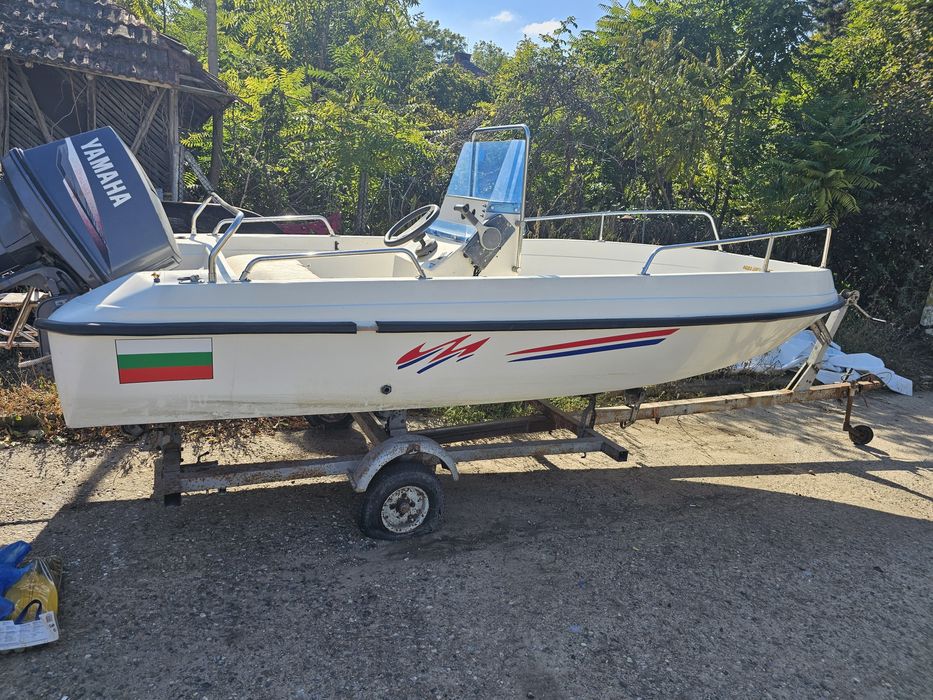 Лодка Open 485  с двигател Yamaha 75к.с.