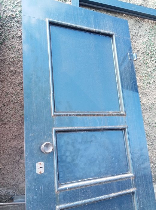 Дверь входная металлическая