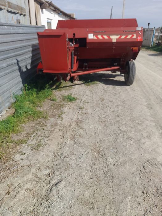 Пресс подборщик в хорошем  состоянии