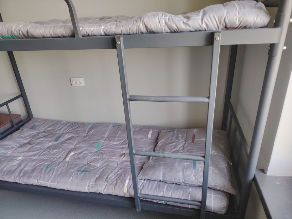 Кровать двух ярусная