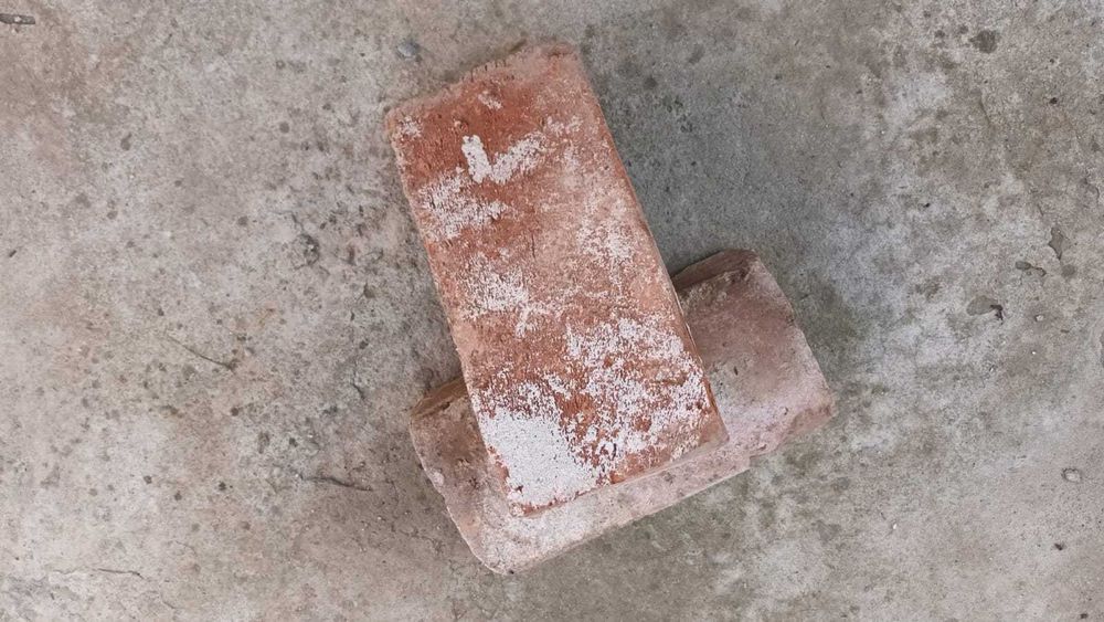 500 cărămizi pline reutilizate - doar 1,50 lei bucata!