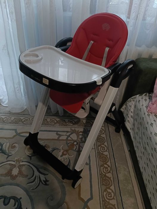 Scaun de masa copii