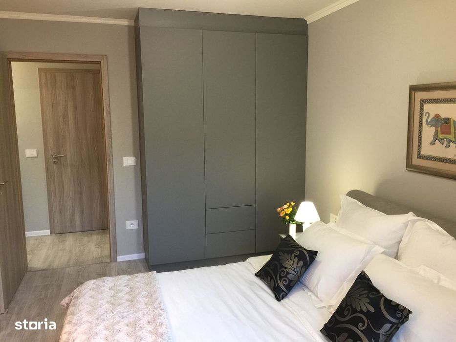 Apartament 2 camere, balcon, Tractorul, Brașov