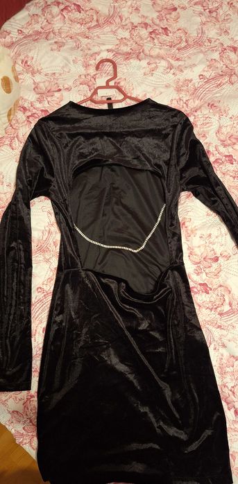 Три велурени рокли