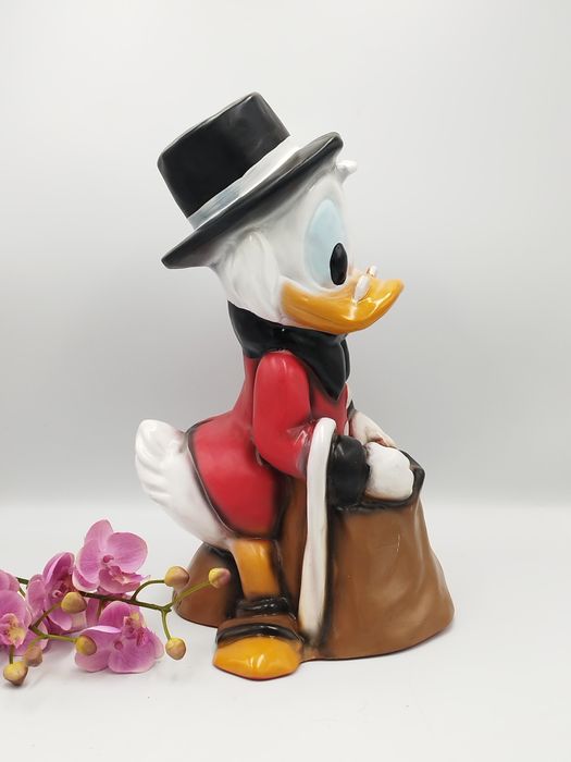 Рядка винтидж фигурка на г-н Скрудж Макдък от 60-те години на Дисни –