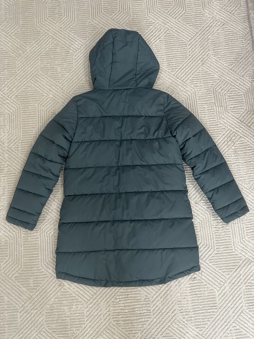 Продается куртка на девочку