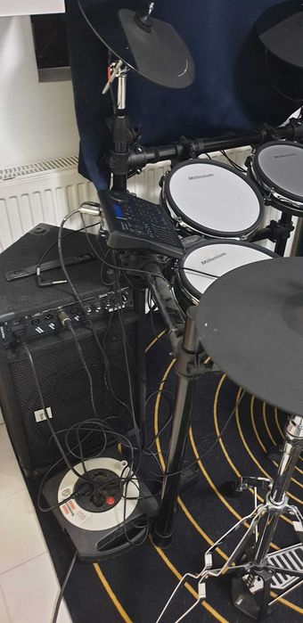 Set tobe electronice Millenium MPS-750X E-Drum Monitor Bundle