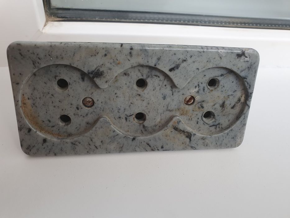 Продам тройник для обычной розетки