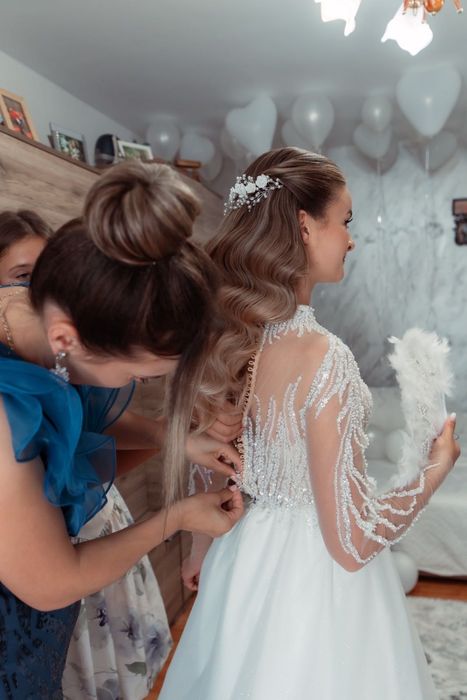 Vând rochie de mireasă