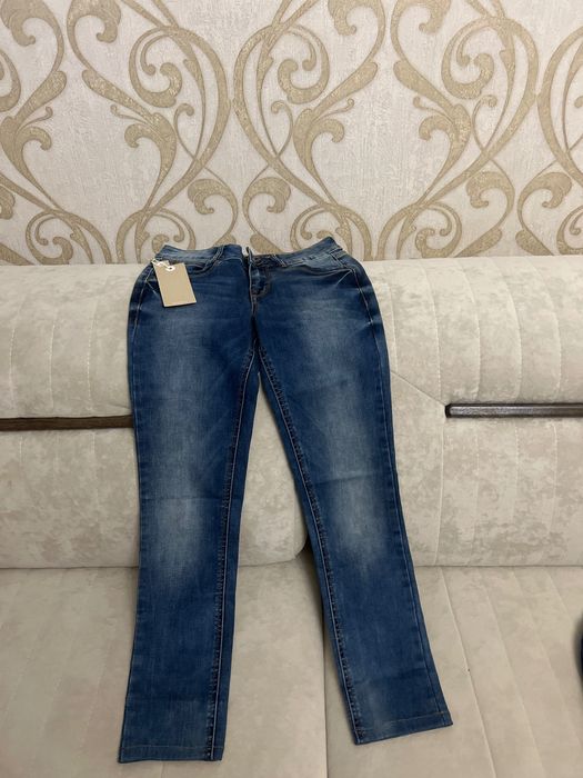 Продам джинсы женские размер