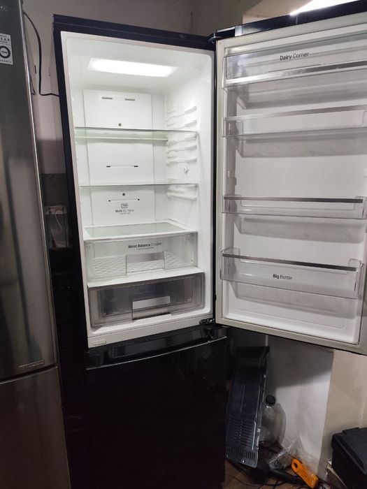 Холодильник Лджи премиум класса