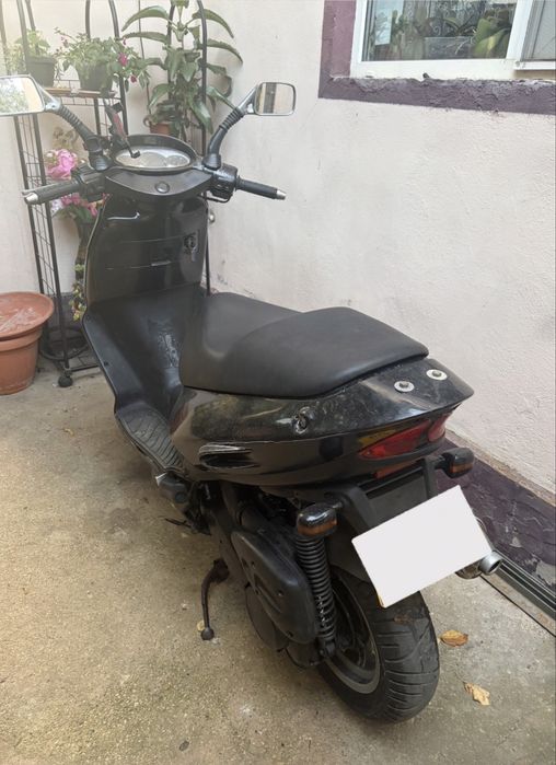 Vand sau schimb Scuter aprilia leonardo 125 functinoal - 4T