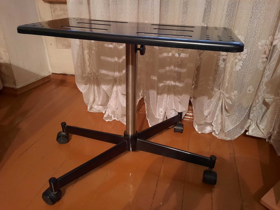 Подставка под телевизор