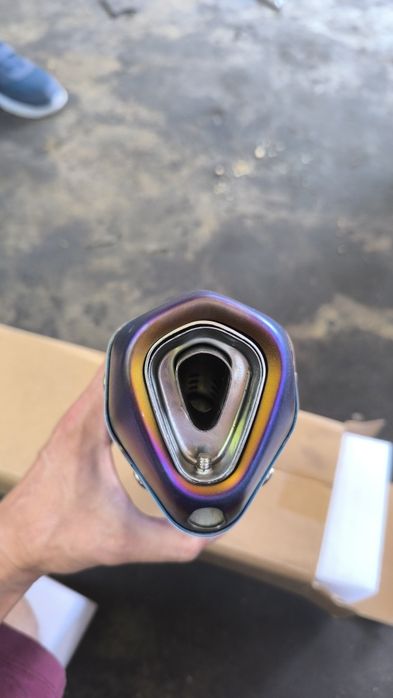 Acrapovic ауспух за мотор