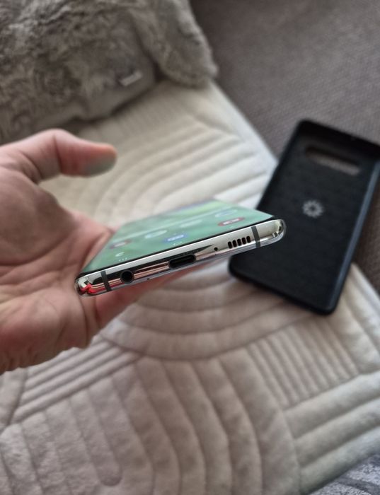 S10plus impecabil fără nico problema