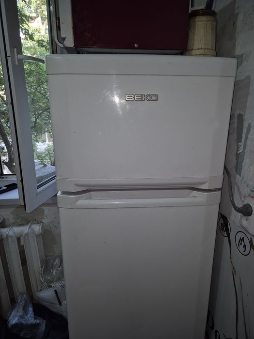 Холодильник "BEKO"
